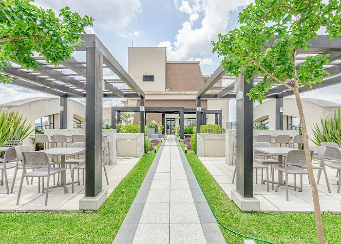 Green Center Residence - s Urooms